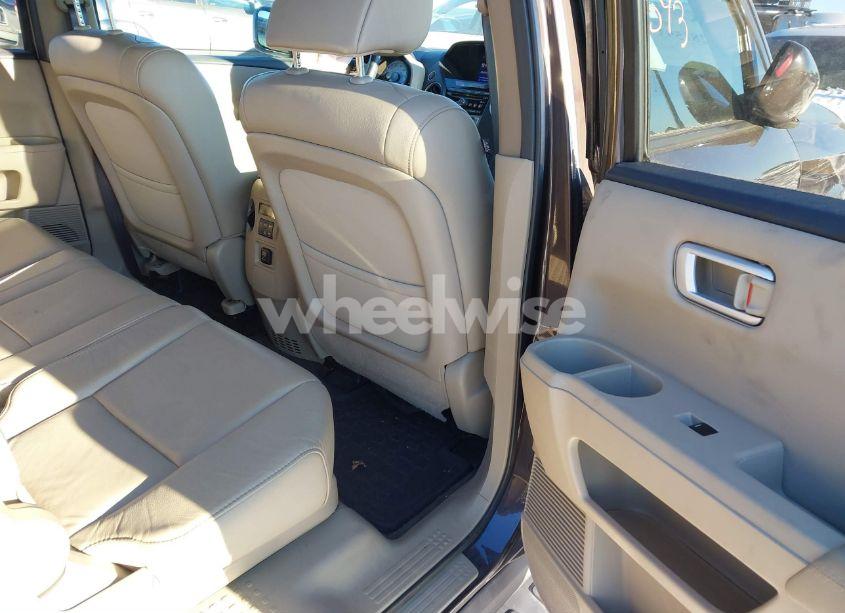 Photo 8 of 2013 Honda Pilot EX-L (VIN 5FNYF4H5XDB070685)