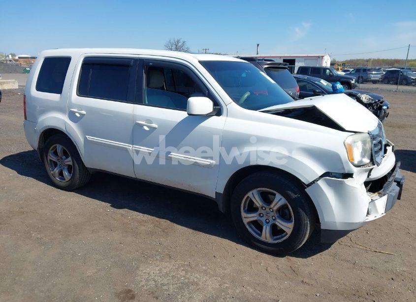 2013 Honda Pilot EX-L (VIN 5FNYF4H5XDB075692) main photo