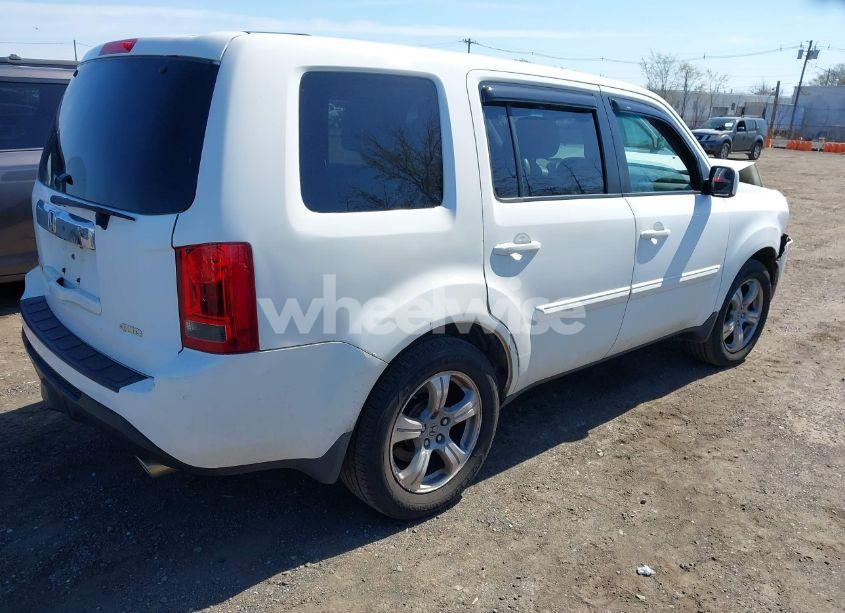 Photo 4 of 2013 Honda Pilot EX-L (VIN 5FNYF4H5XDB075692)