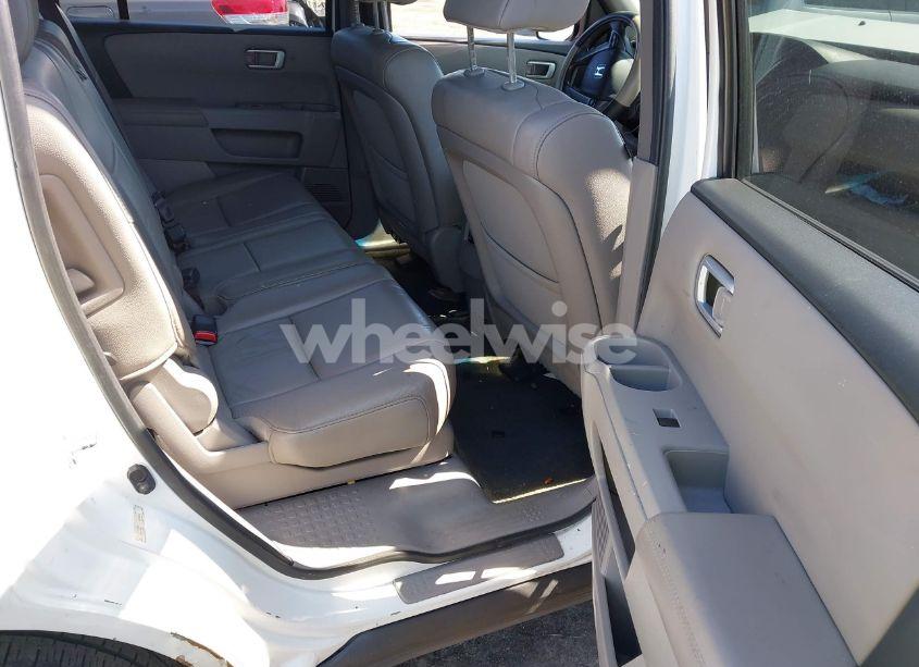 Photo 8 of 2013 Honda Pilot EX-L (VIN 5FNYF4H5XDB075692)