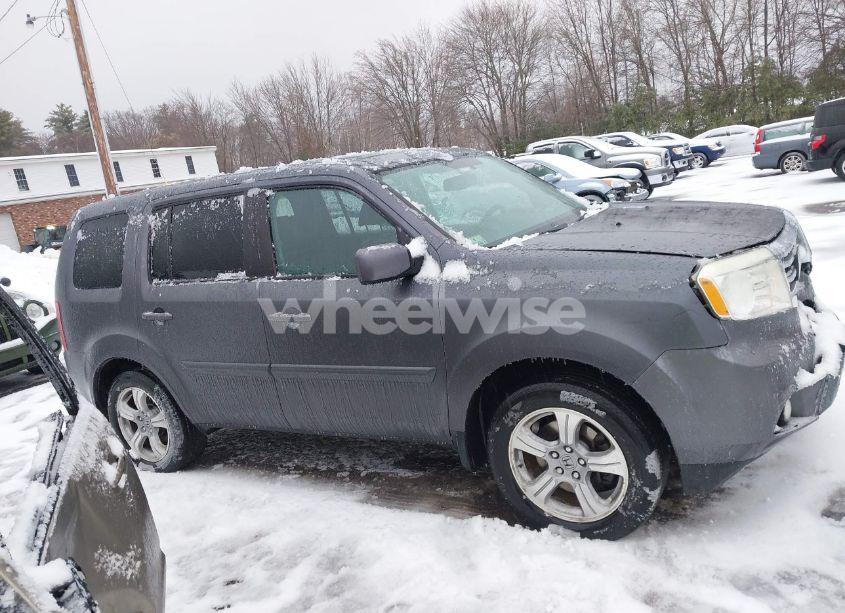 Photo 13 of 2014 Honda Pilot EX-L (VIN 5FNYF4H5XEB048123)