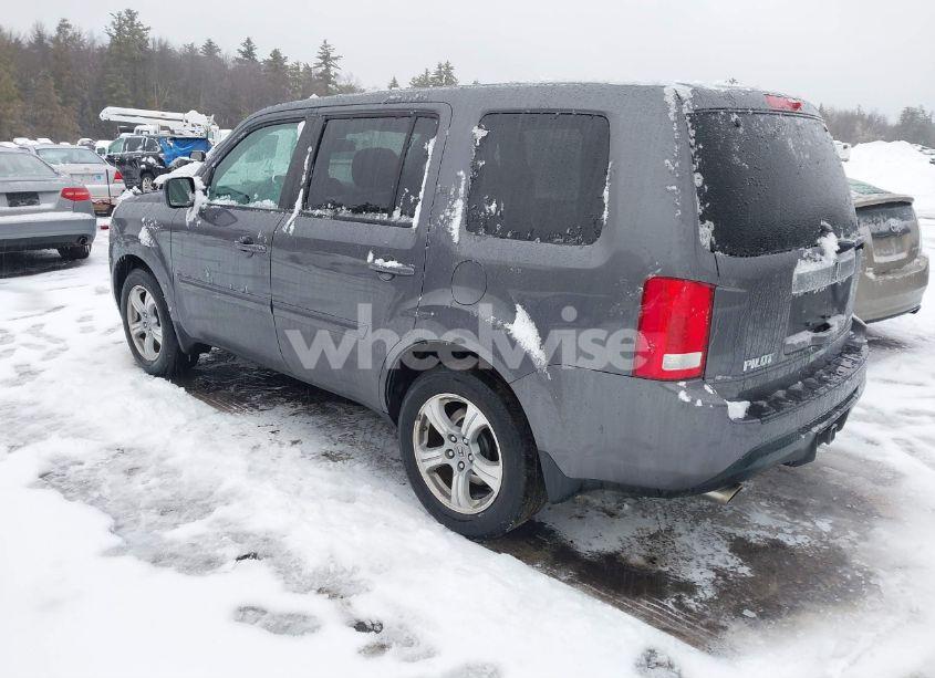 Photo 3 of 2014 Honda Pilot EX-L (VIN 5FNYF4H5XEB048123)