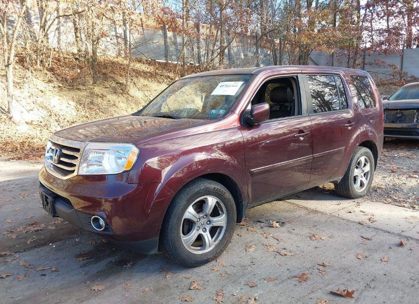 Photo 2 of 2014 Honda Pilot EX-L (VIN 5FNYF4H5XEB055637)