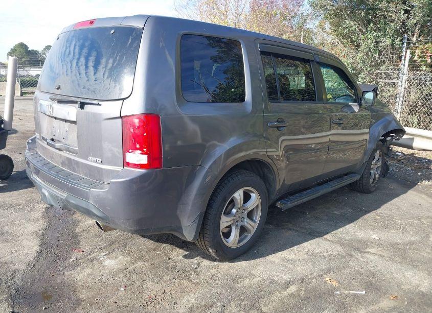 Photo 4 of 2015 Honda Pilot EX-L (VIN 5FNYF4H5XFB050049)