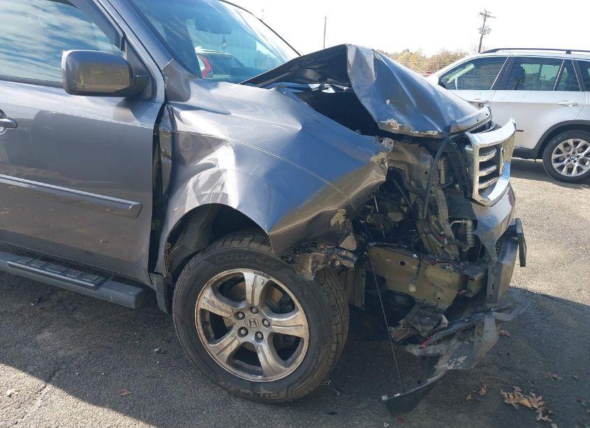 Photo 6 of 2015 Honda Pilot EX-L (VIN 5FNYF4H5XFB050049)