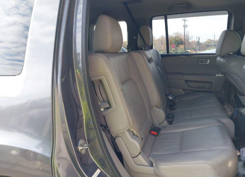 Photo 8 of 2015 Honda Pilot EX-L (VIN 5FNYF4H5XFB050049)