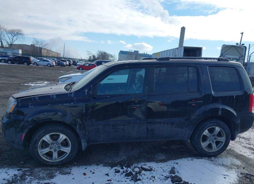 Photo 15 of 2011 Honda Pilot EX-L (VIN 5FNYF4H60BB004264)