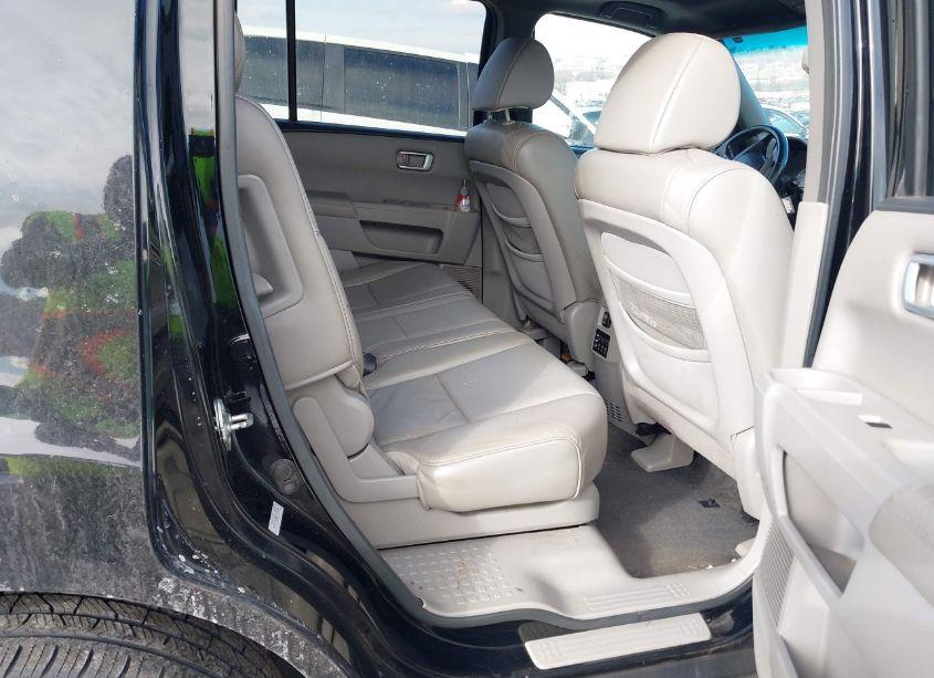 Photo 8 of 2011 Honda Pilot EX-L (VIN 5FNYF4H60BB004264)