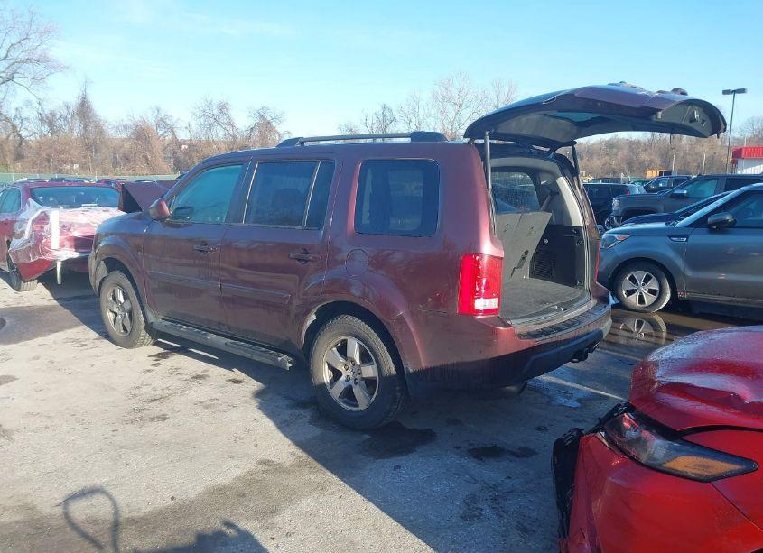 Photo 3 of 2011 Honda Pilot EX-L (VIN 5FNYF4H60BB015491)