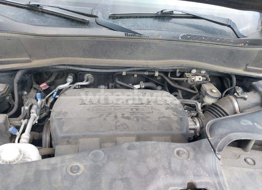 Photo 10 of 2015 Honda Pilot EX-L (VIN 5FNYF4H61FB001749)