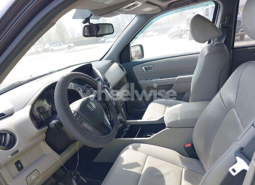 Photo 5 of 2015 Honda Pilot EX-L (VIN 5FNYF4H61FB001749)