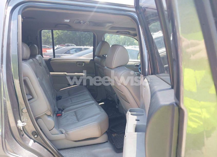 Photo 8 of 2010 Honda Pilot EX-L (VIN 5FNYF4H62AB015040)