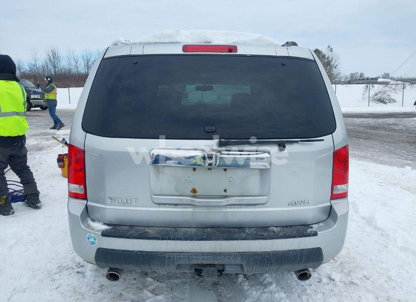 Photo 16 of 2011 Honda Pilot EX-L (VIN 5FNYF4H63BB002606)