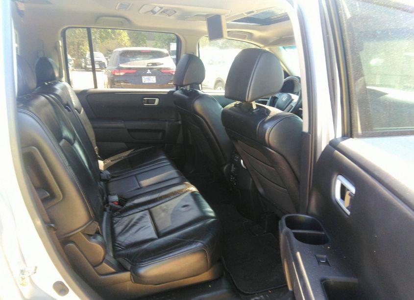 Photo 8 of 2011 Honda Pilot EX-L (VIN 5FNYF4H63BB062661)