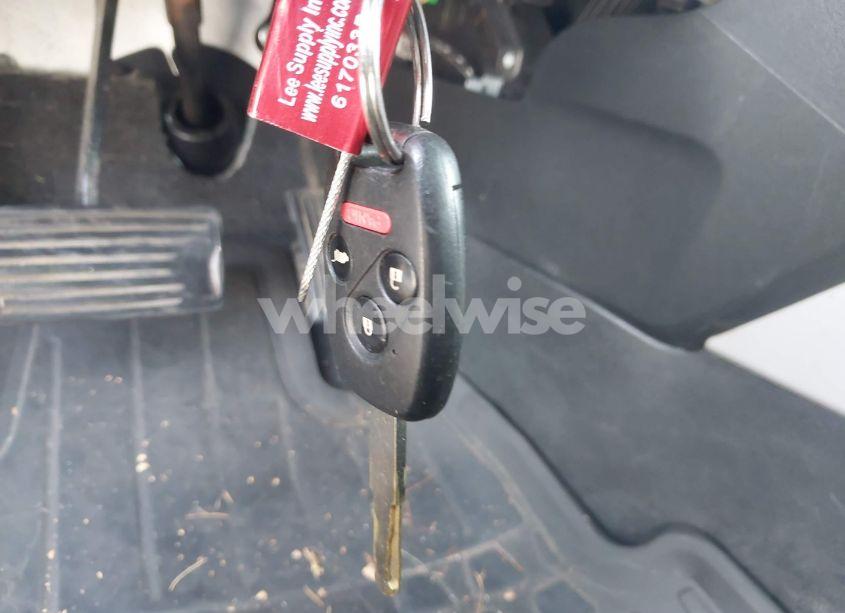 Photo 11 of 2011 Honda Pilot EX-L (VIN 5FNYF4H63BB091514)