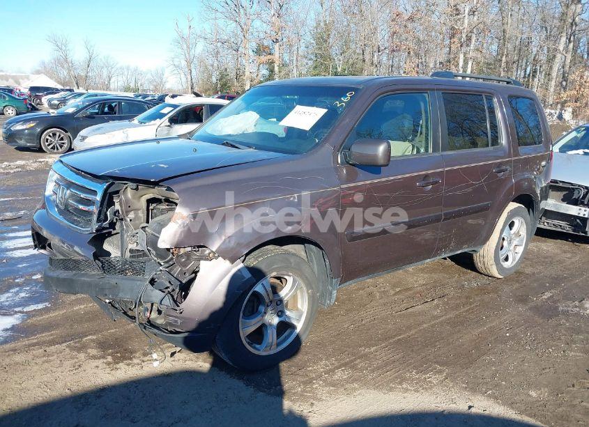 Photo 2 of 2012 Honda Pilot EX-L (VIN 5FNYF4H63CB016152)