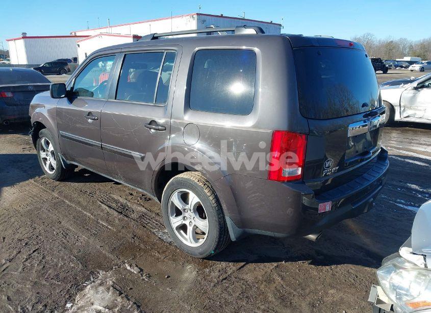 Photo 3 of 2012 Honda Pilot EX-L (VIN 5FNYF4H63CB016152)