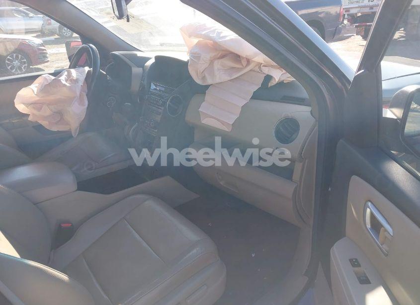 Photo 5 of 2012 Honda Pilot EX-L (VIN 5FNYF4H63CB016152)