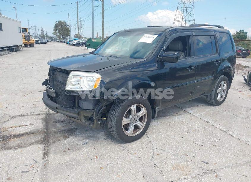 Photo 2 of 2012 Honda Pilot EX-L (VIN 5FNYF4H63CB042993)