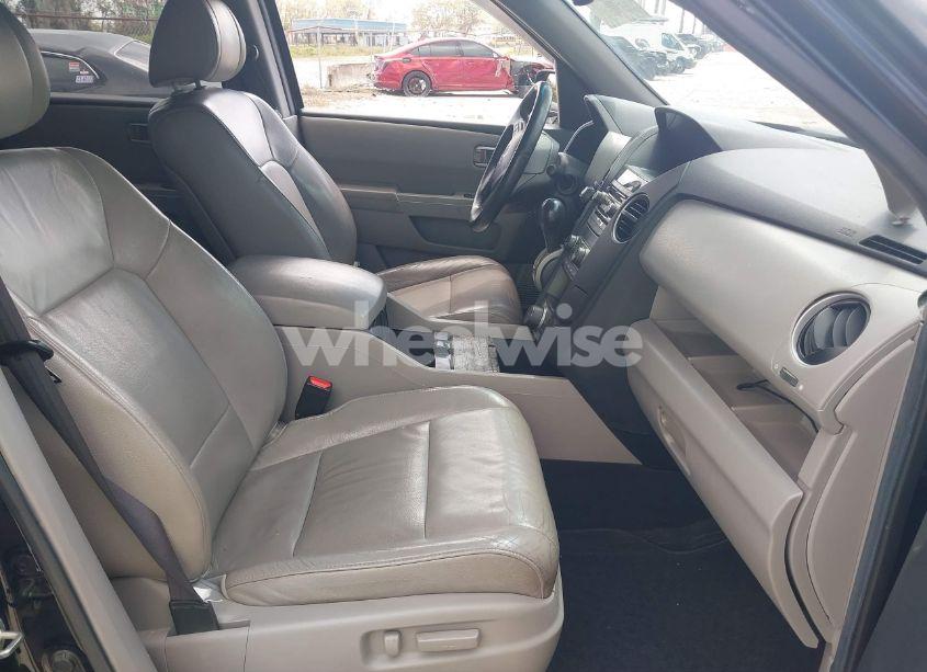 Photo 5 of 2012 Honda Pilot EX-L (VIN 5FNYF4H63CB042993)