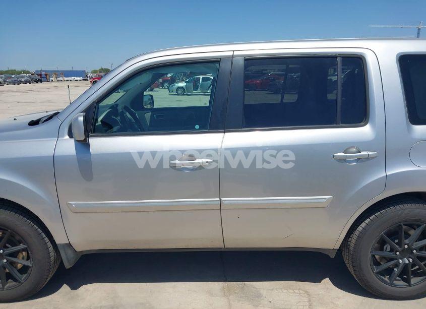 Photo 14 of 2013 Honda Pilot EX-L (VIN 5FNYF4H63DB020459)