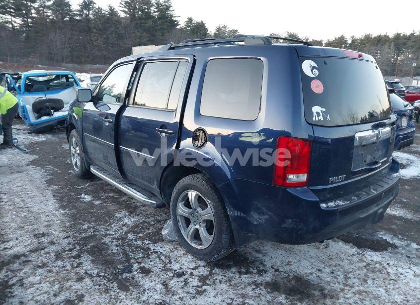 Photo 3 of 2013 Honda Pilot EX-L (VIN 5FNYF4H63DB072111)