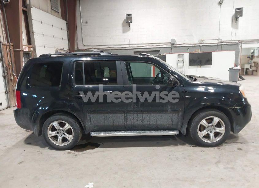 Photo 13 of 2014 Honda Pilot EX-L (VIN 5FNYF4H63EB040048)