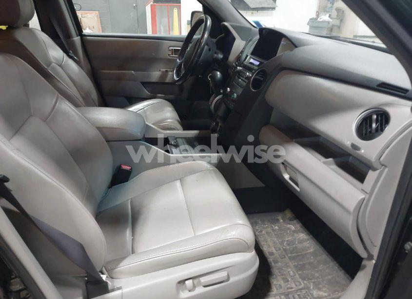 Photo 5 of 2014 Honda Pilot EX-L (VIN 5FNYF4H63EB040048)