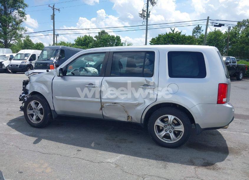 Photo 14 of 2015 Honda Pilot EX-L (VIN 5FNYF4H63FB016737)