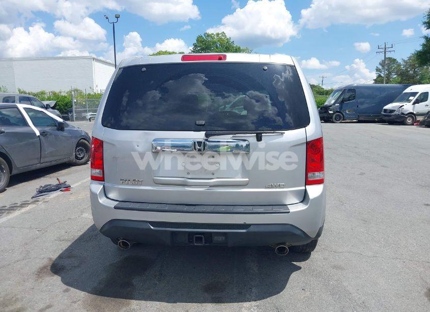 Photo 16 of 2015 Honda Pilot EX-L (VIN 5FNYF4H63FB016737)
