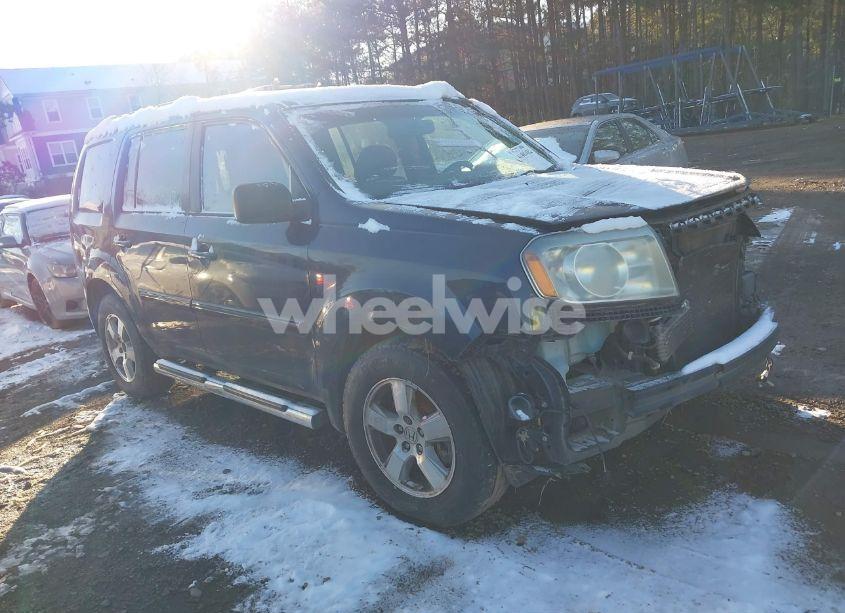 2011 Honda Pilot EX-L (VIN 5FNYF4H64BB020144) main photo