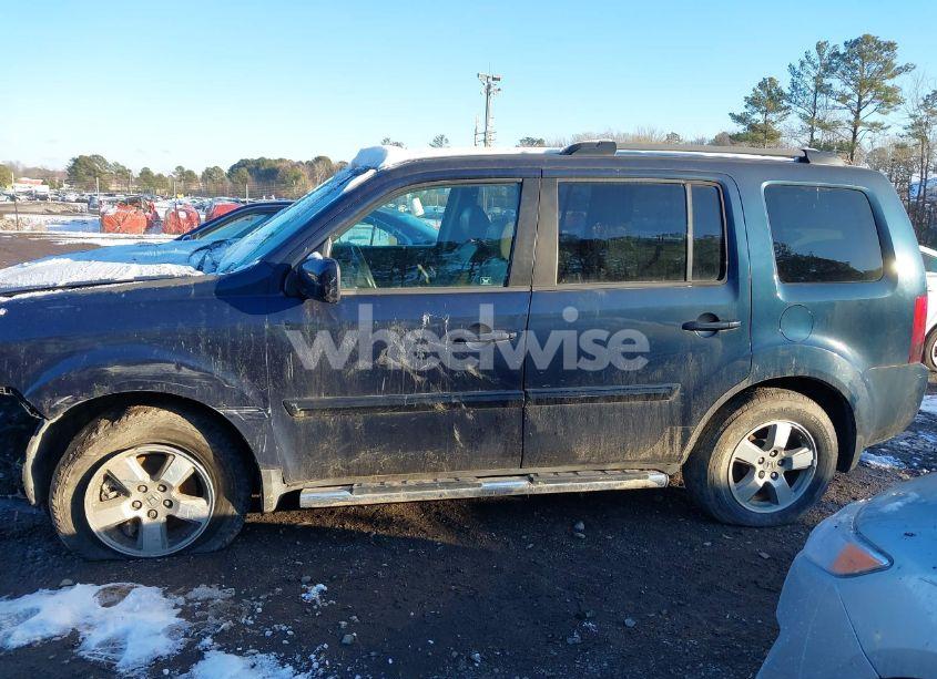 Photo 14 of 2011 Honda Pilot EX-L (VIN 5FNYF4H64BB020144)