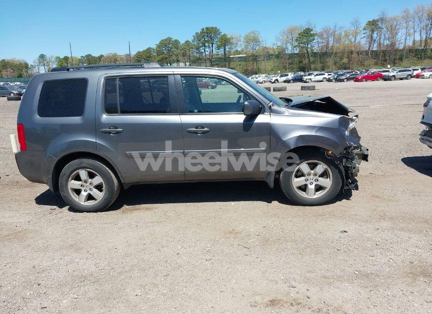 Photo 13 of 2011 Honda Pilot EX-L (VIN 5FNYF4H64BB090811)