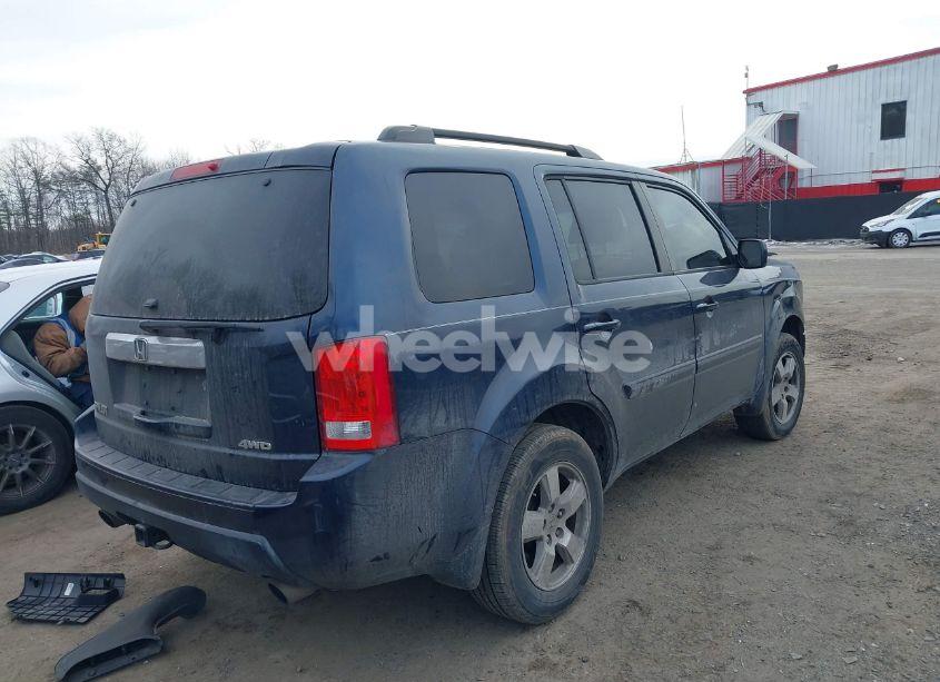 Photo 4 of 2011 Honda Pilot EX-L (VIN 5FNYF4H64BB103413)