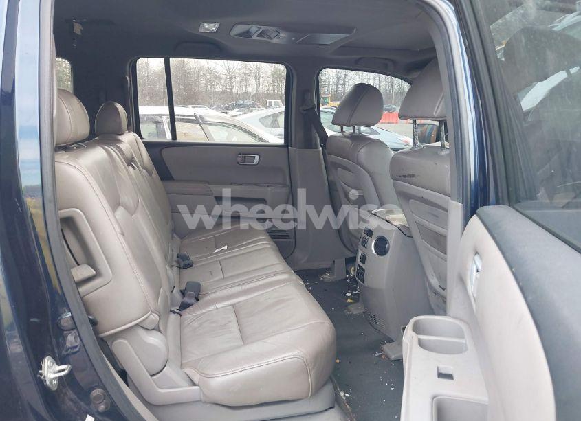 Photo 8 of 2011 Honda Pilot EX-L (VIN 5FNYF4H64BB103413)