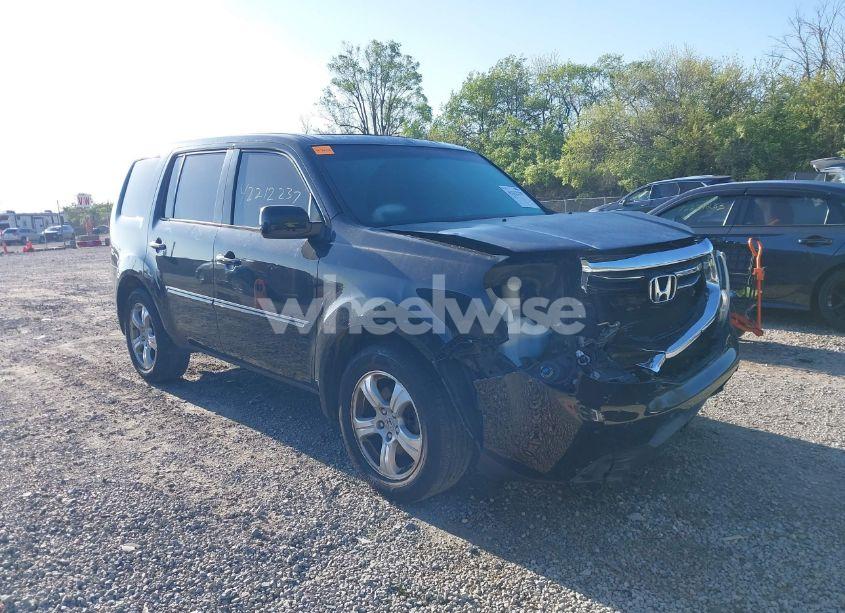 2015 Honda Pilot EX-L (VIN 5FNYF4H64FB001776) main photo
