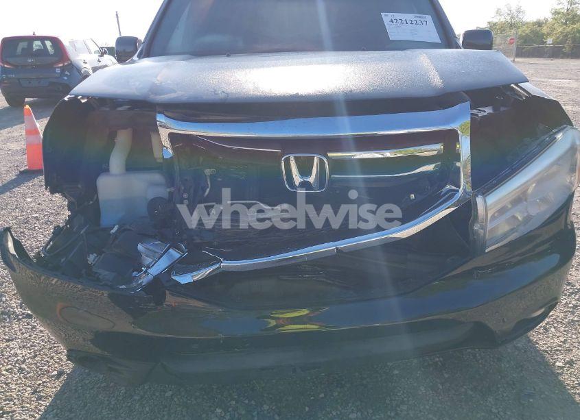 Photo 17 of 2015 Honda Pilot EX-L (VIN 5FNYF4H64FB001776)