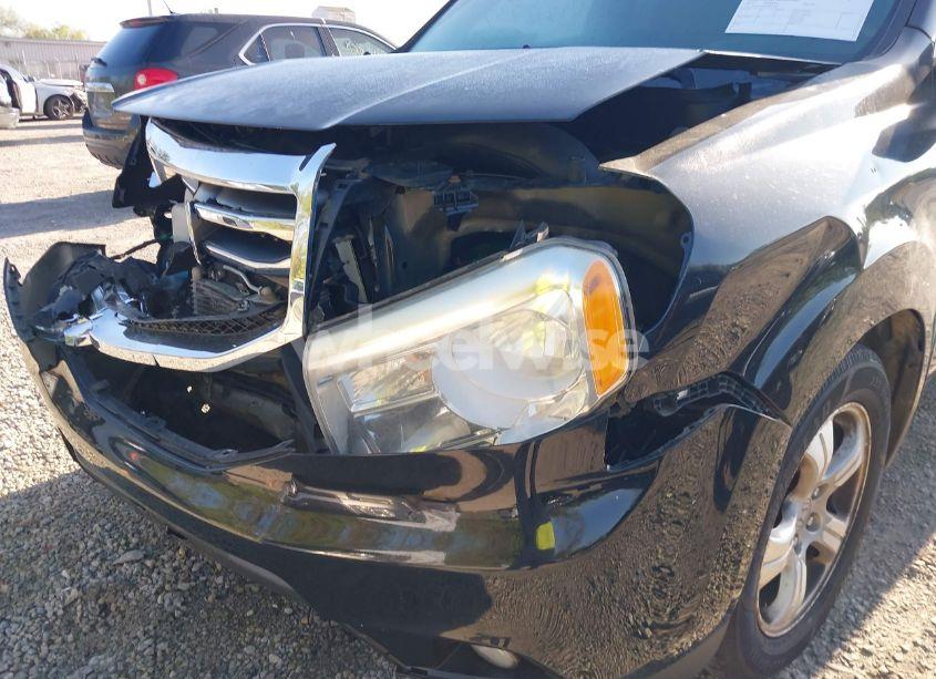 Photo 18 of 2015 Honda Pilot EX-L (VIN 5FNYF4H64FB001776)