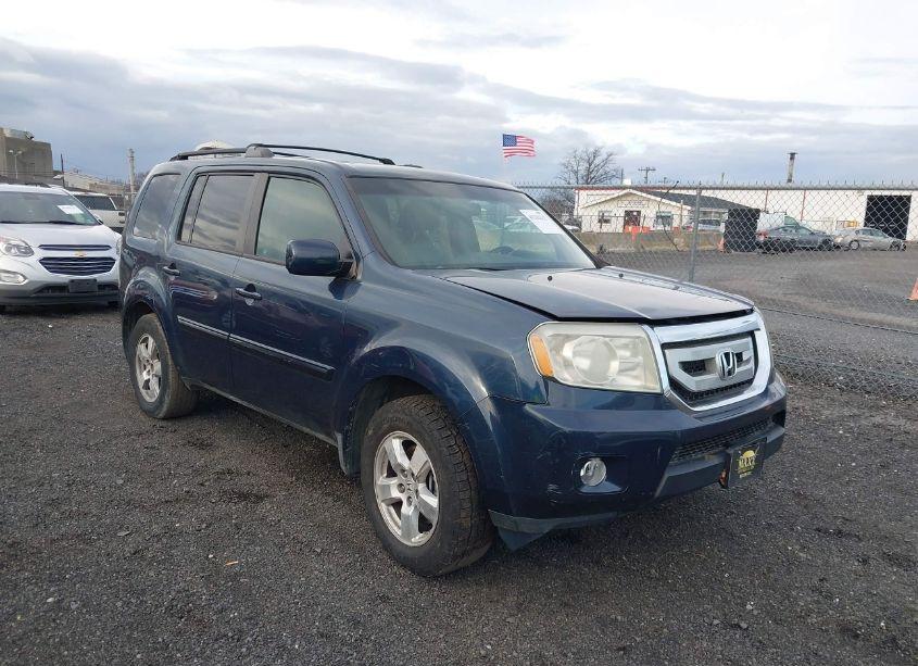 Photo 6 of 2010 Honda Pilot EX-L (VIN 5FNYF4H65AB002475)
