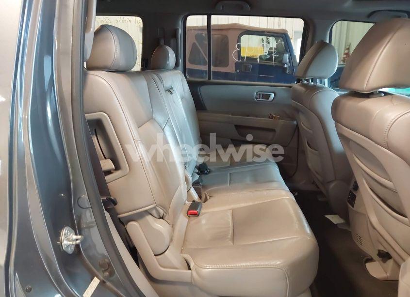 Photo 5 of 2011 Honda Pilot EX-L (VIN 5FNYF4H65BB024672)
