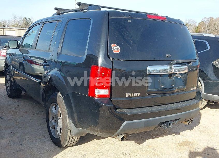 Photo 3 of 2011 Honda Pilot EX-L (VIN 5FNYF4H65BB053914)
