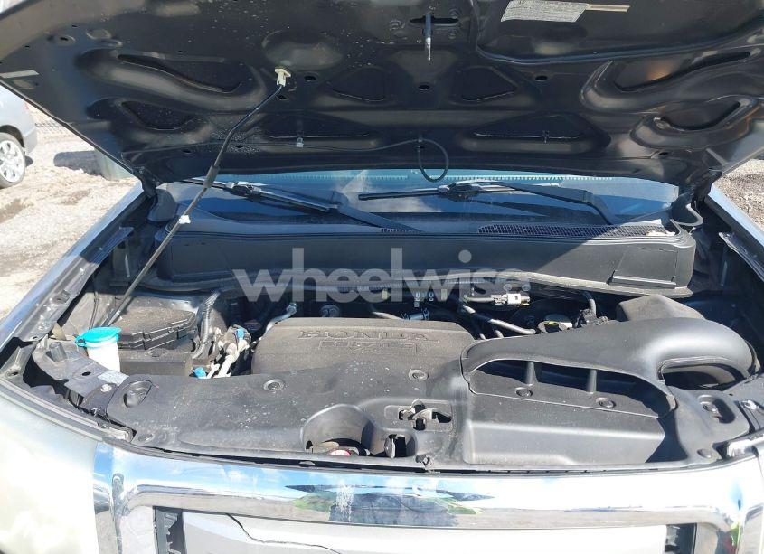 Photo 10 of 2011 Honda Pilot EX-L (VIN 5FNYF4H65BB068140)