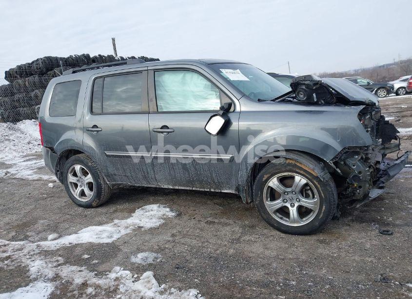 Photo 12 of 2013 Honda Pilot EX-L (VIN 5FNYF4H65DB001749)