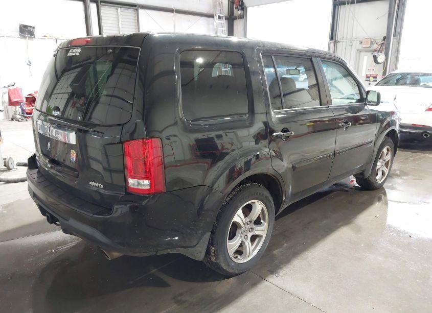 Photo 4 of 2014 Honda Pilot EX-L (VIN 5FNYF4H65EB036471)