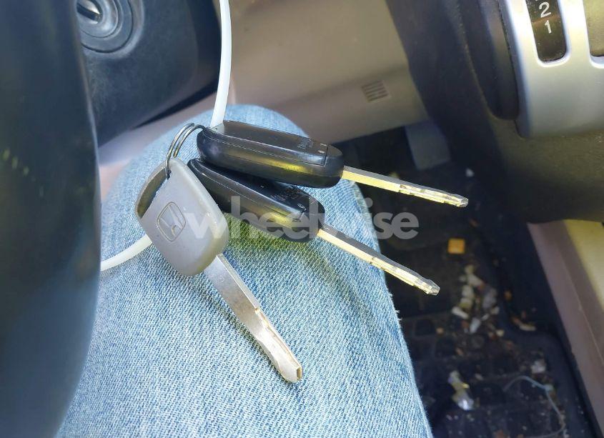 Photo 11 of 2011 Honda Pilot EX-L (VIN 5FNYF4H66BB009260)