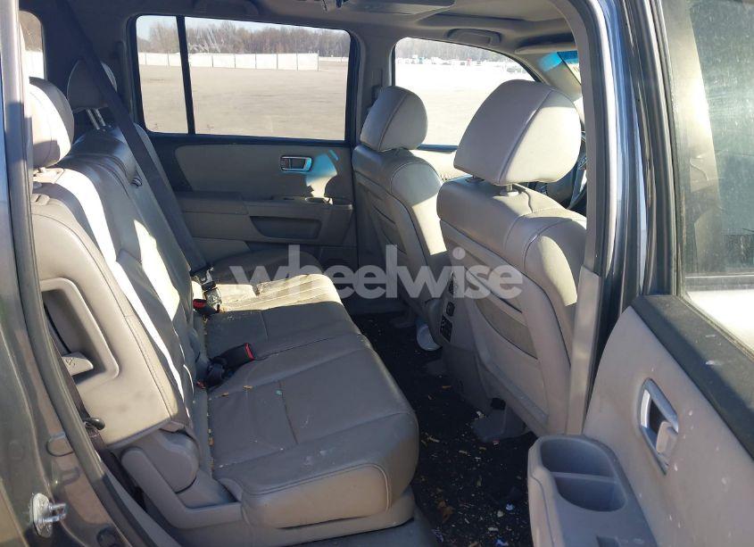 Photo 8 of 2011 Honda Pilot EX-L (VIN 5FNYF4H66BB009260)