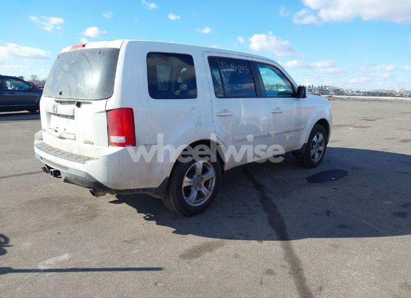 Photo 4 of 2015 Honda Pilot EX-L (VIN 5FNYF4H66FB050882)