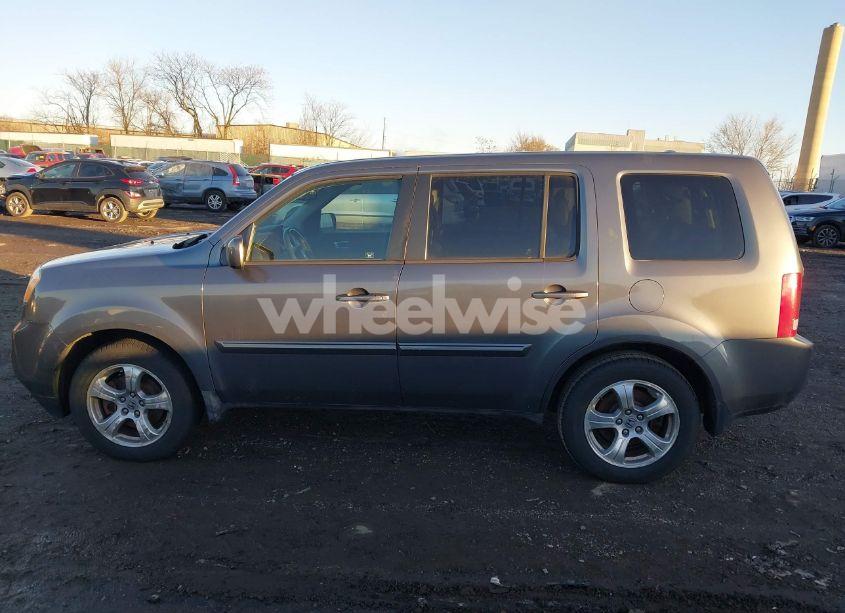 Photo 14 of 2012 Honda Pilot EX-L (VIN 5FNYF4H67CB012332)