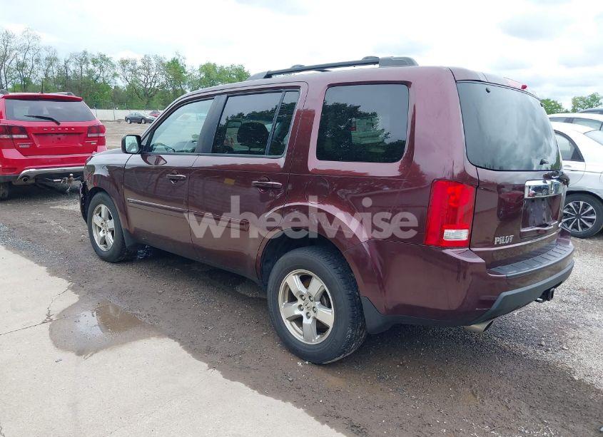 Photo 3 of 2011 Honda Pilot EX-L (VIN 5FNYF4H68BB057469)