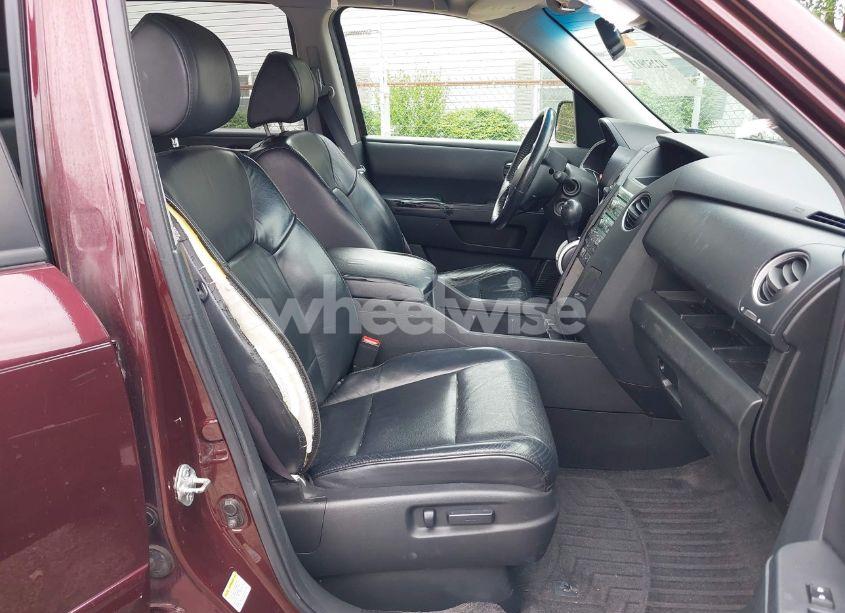 Photo 5 of 2011 Honda Pilot EX-L (VIN 5FNYF4H68BB057469)